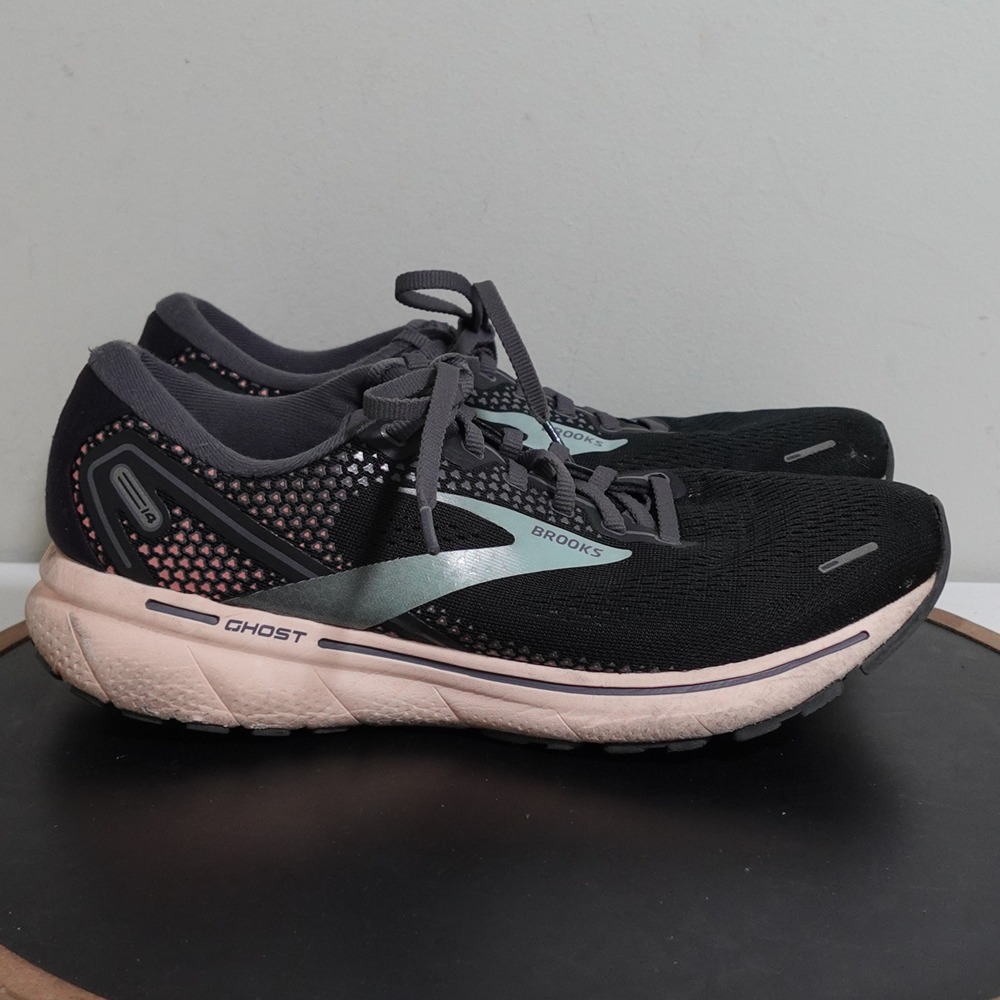 Brooks Ghost 15 Women 10.5 Black‎ Gray Mesh Neutral Running Shoes Casual